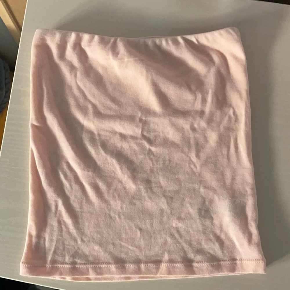 pink tube top